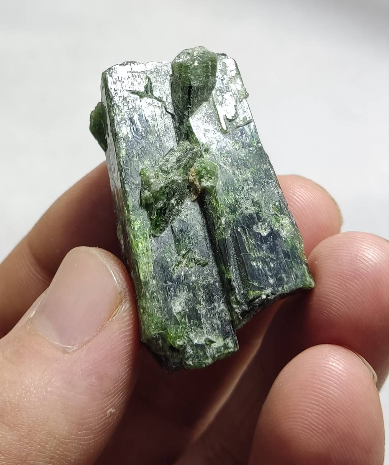 An amazing specimen of diopside crystal 45 grams