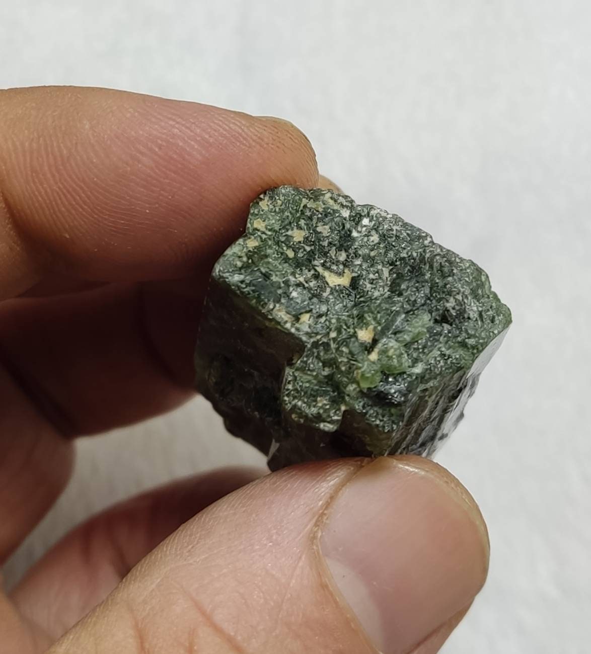 An amazing specimen of diopside crystal 45 grams