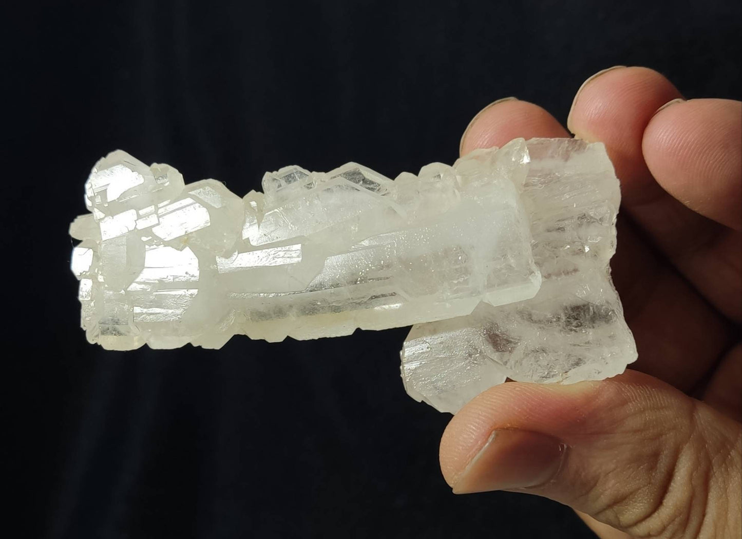 Single beautiful terminated Faden Quartz crystals specimen 72 grams