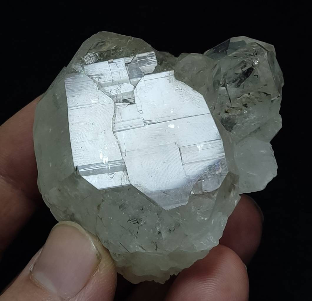 An amazing Beautiful specimen of Quartz Cluster 130 grams