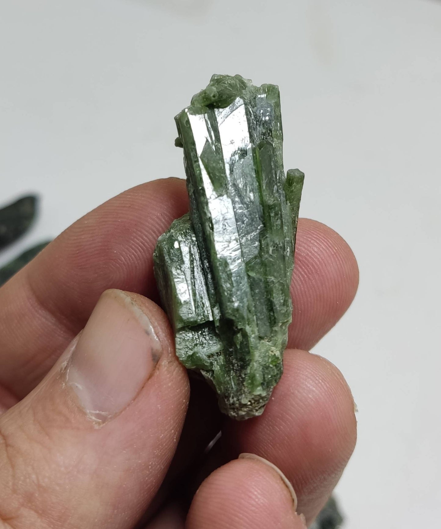 An amazing lot of diopside crystals 105 grams