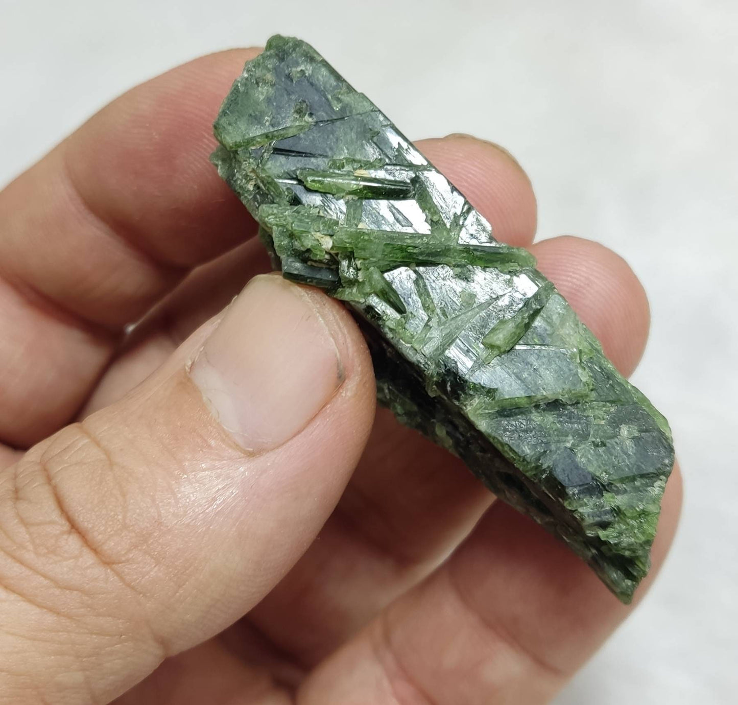 An amazing specimen of diopside crystal 28 grams