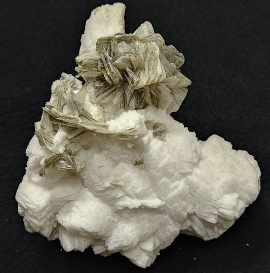 Combo Specimen of black tourmaline, muscovite, with albite/feldspar 262 grams