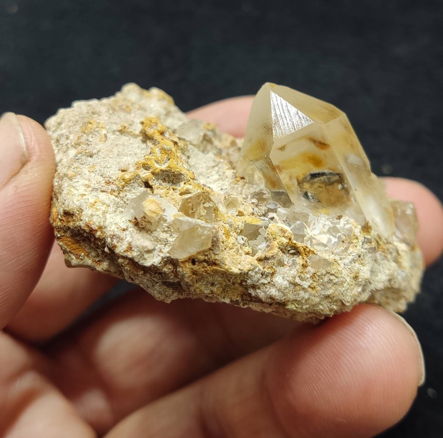 Quartz Crystal on matrix 67 grams