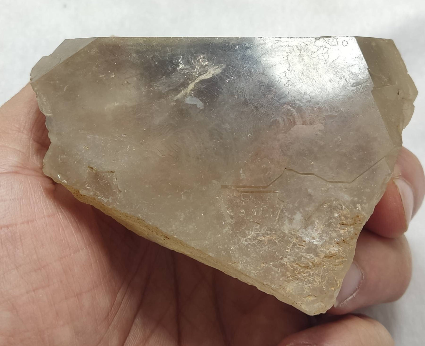 An amazing Beautiful specimen of terminated Quartz Crystal 292 grams