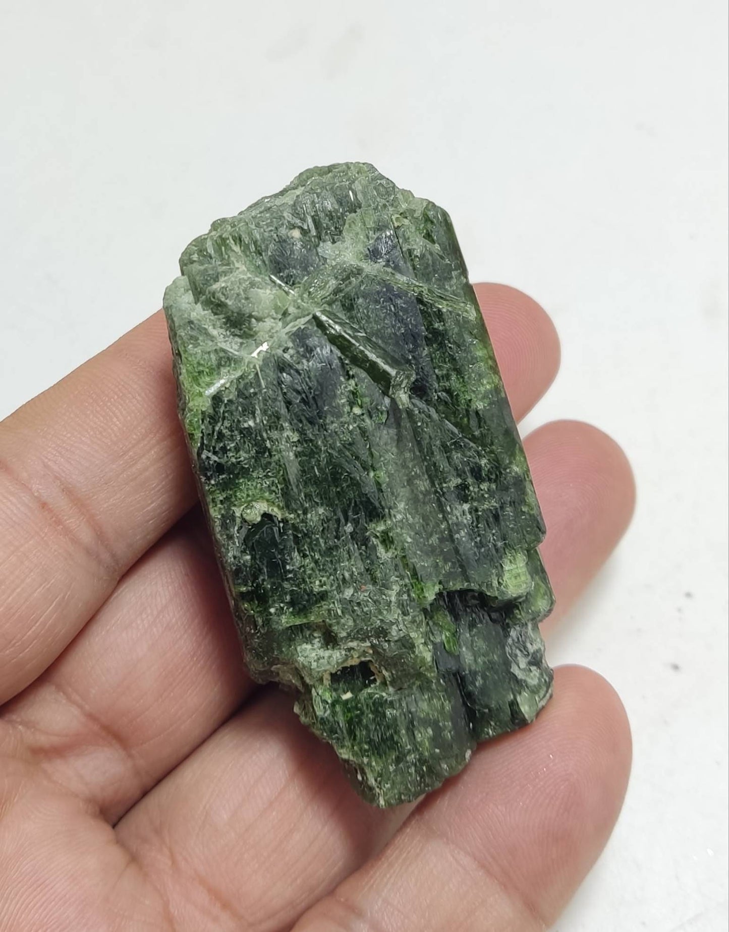 Green diopside crystal 99 grams