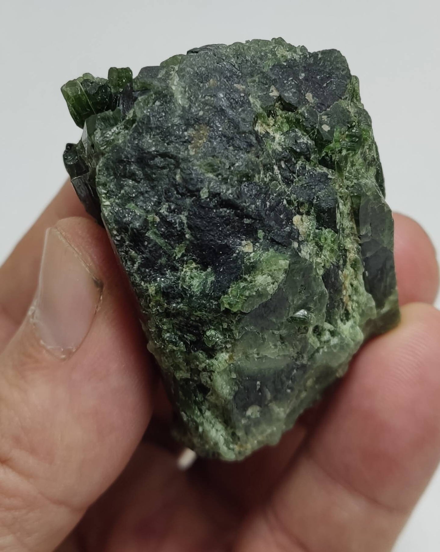 Green diopside crystal 95 grams