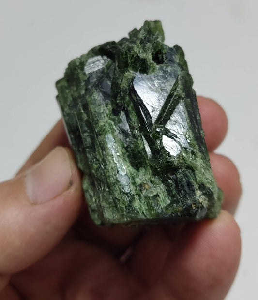 Green diopside crystal 95 grams