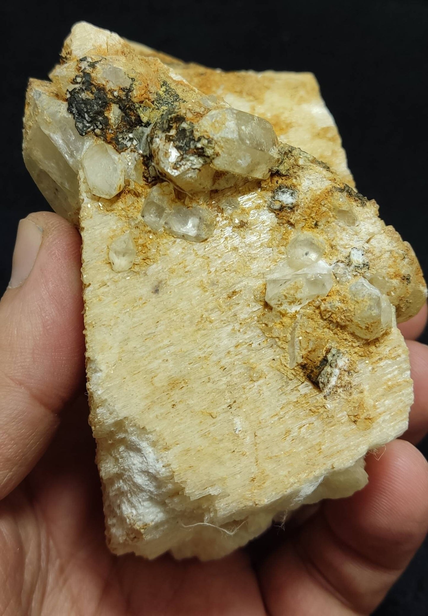 An aesthetic specimen of Albite, quartz and Tourmaline Crystals 539 grams