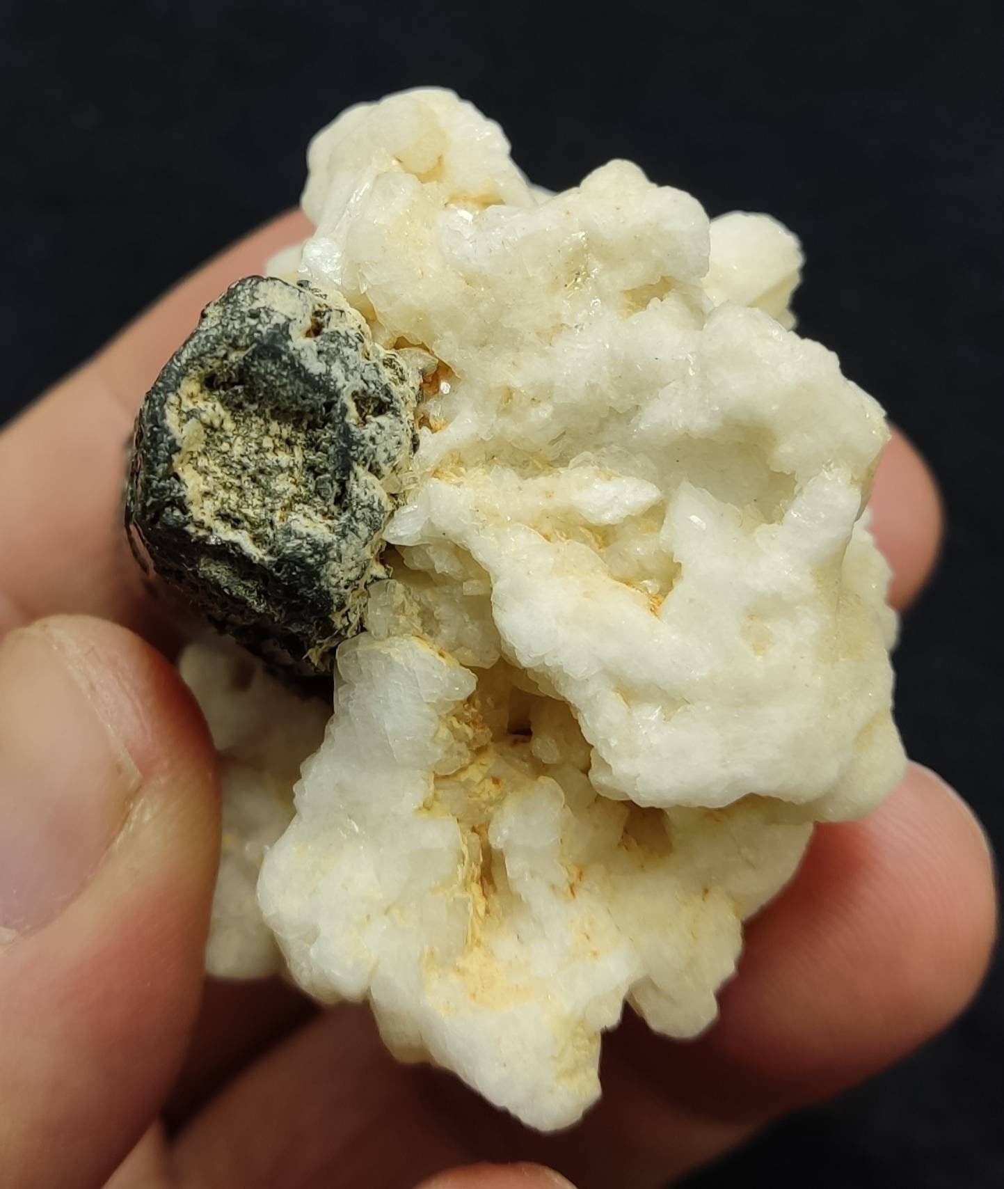 An Aesthetic Natural Tourmaline crystal with Albite 104 grams