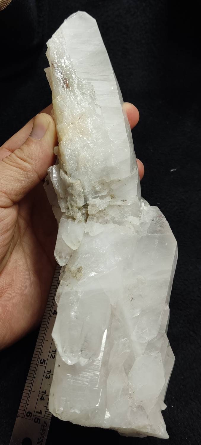 An aesthetic specimen of faden quartz crystal weighting 1kg plus