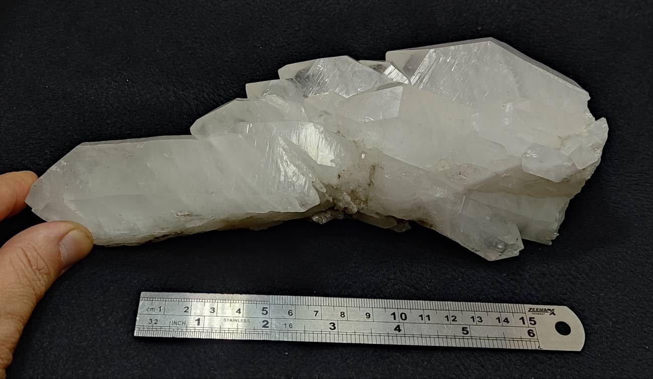 An aesthetic specimen of faden quartz crystal weighting 1kg plus