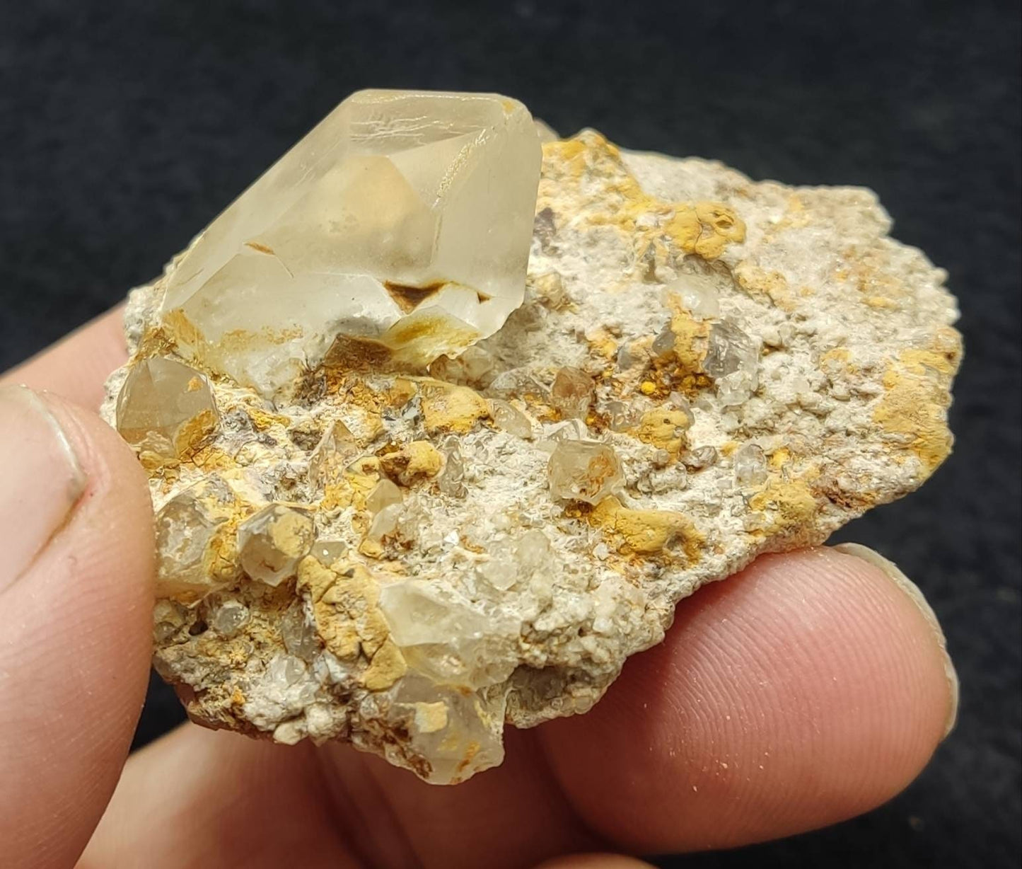 Quartz Crystal on matrix 67 grams