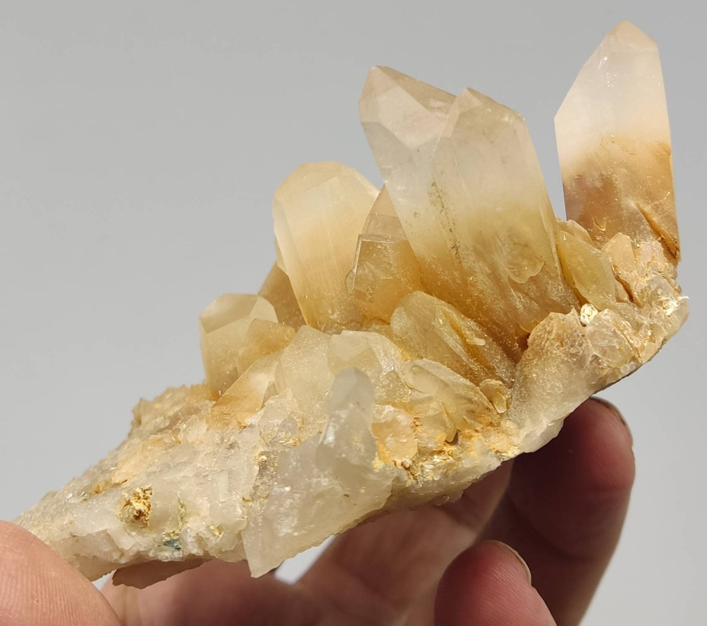 An amazing Aesthetic Natural Specimen of Terminated Quartz cluster having amphibole inclusions 362 grams