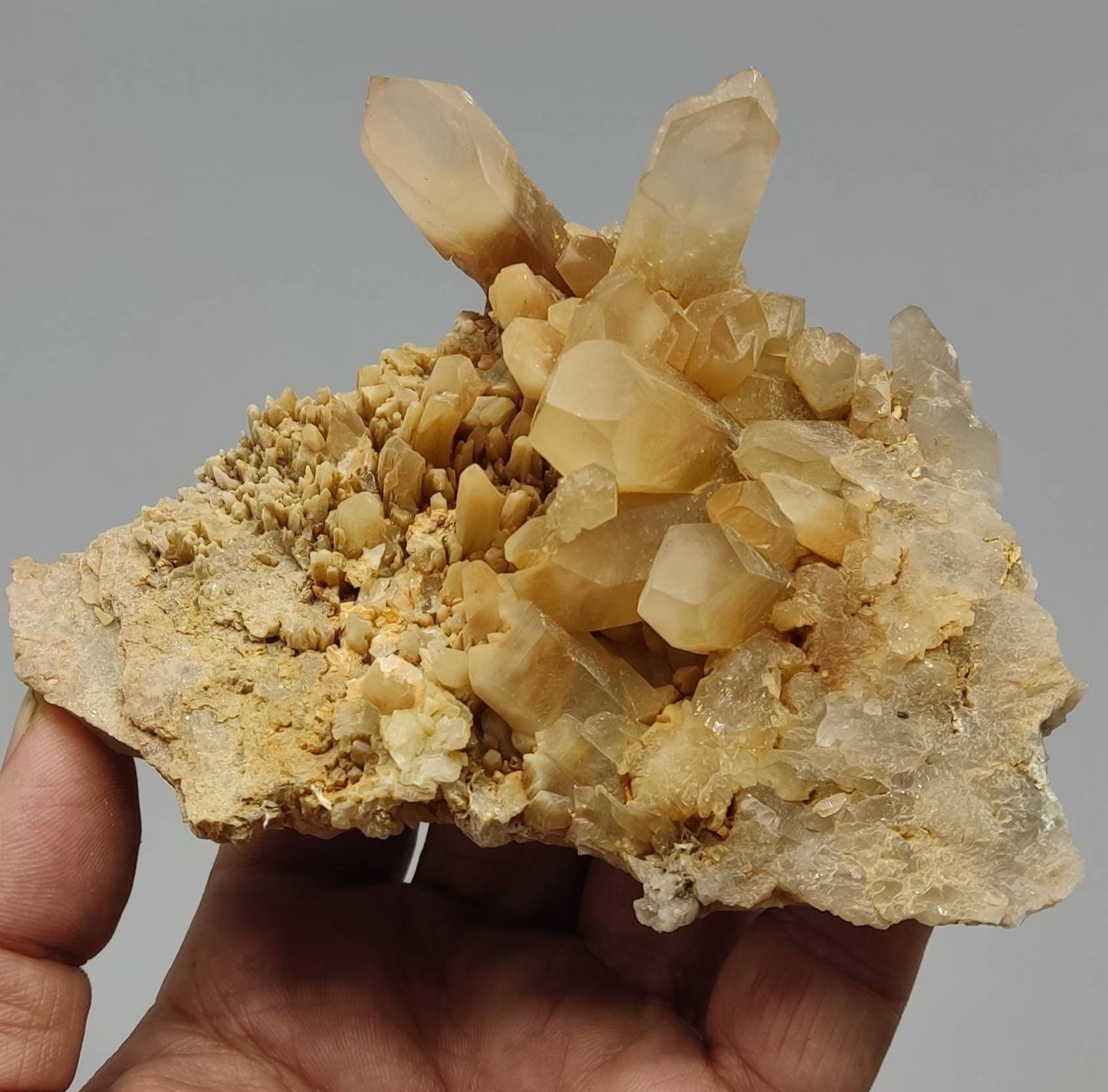 An amazing Aesthetic Natural Specimen of Terminated Quartz cluster having amphibole inclusions 362 grams