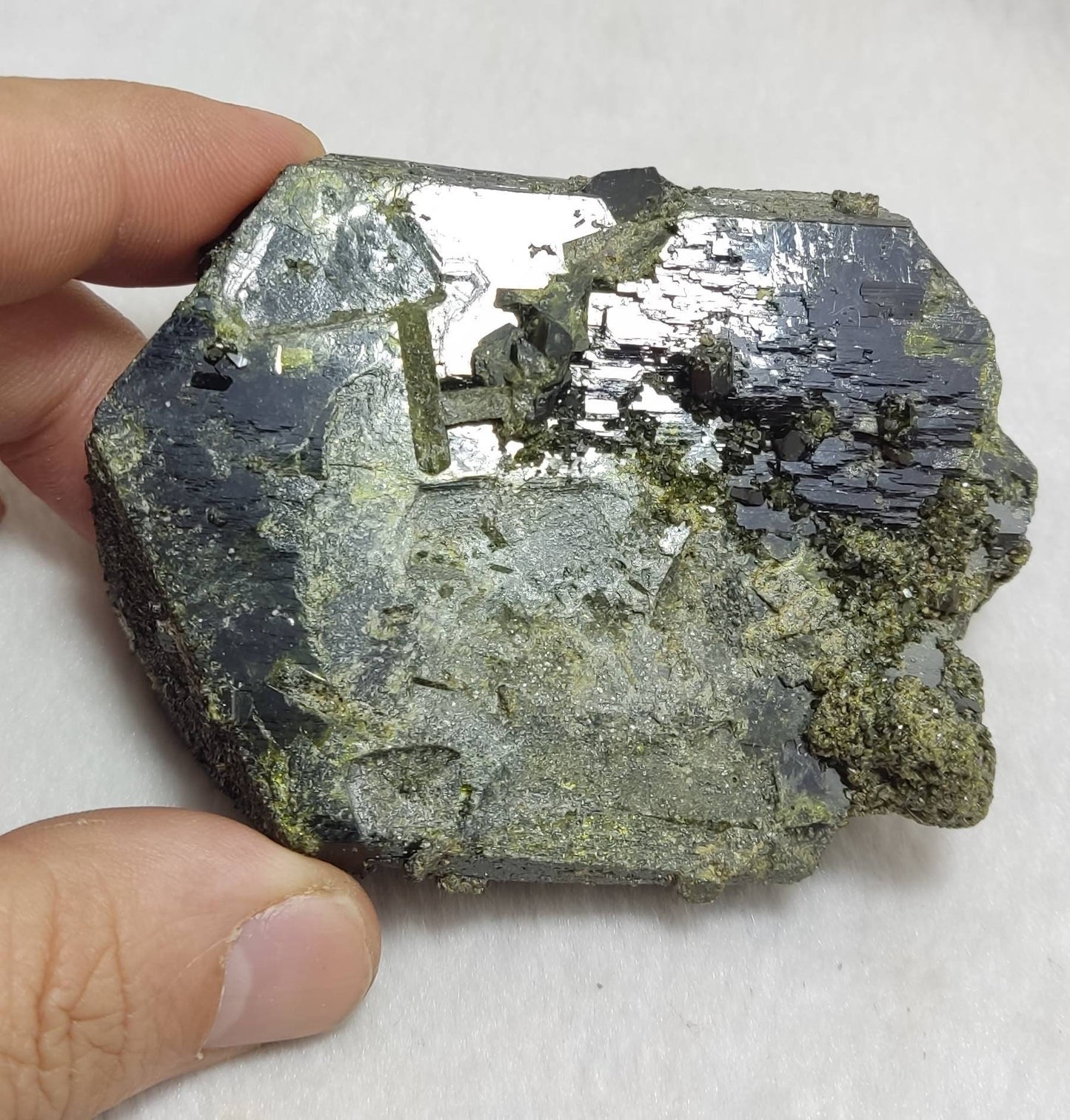 Dark green color Epidote crystal 332 grams