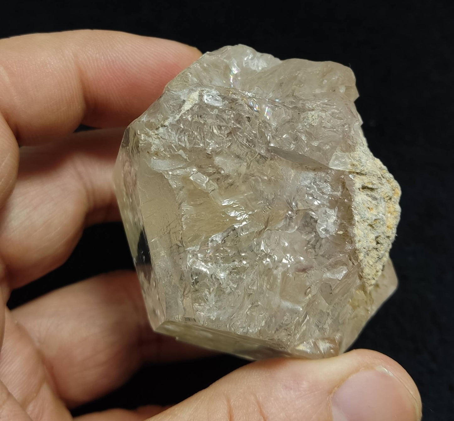 An amazing specimen of terminated Quartz Crystal 216 grams