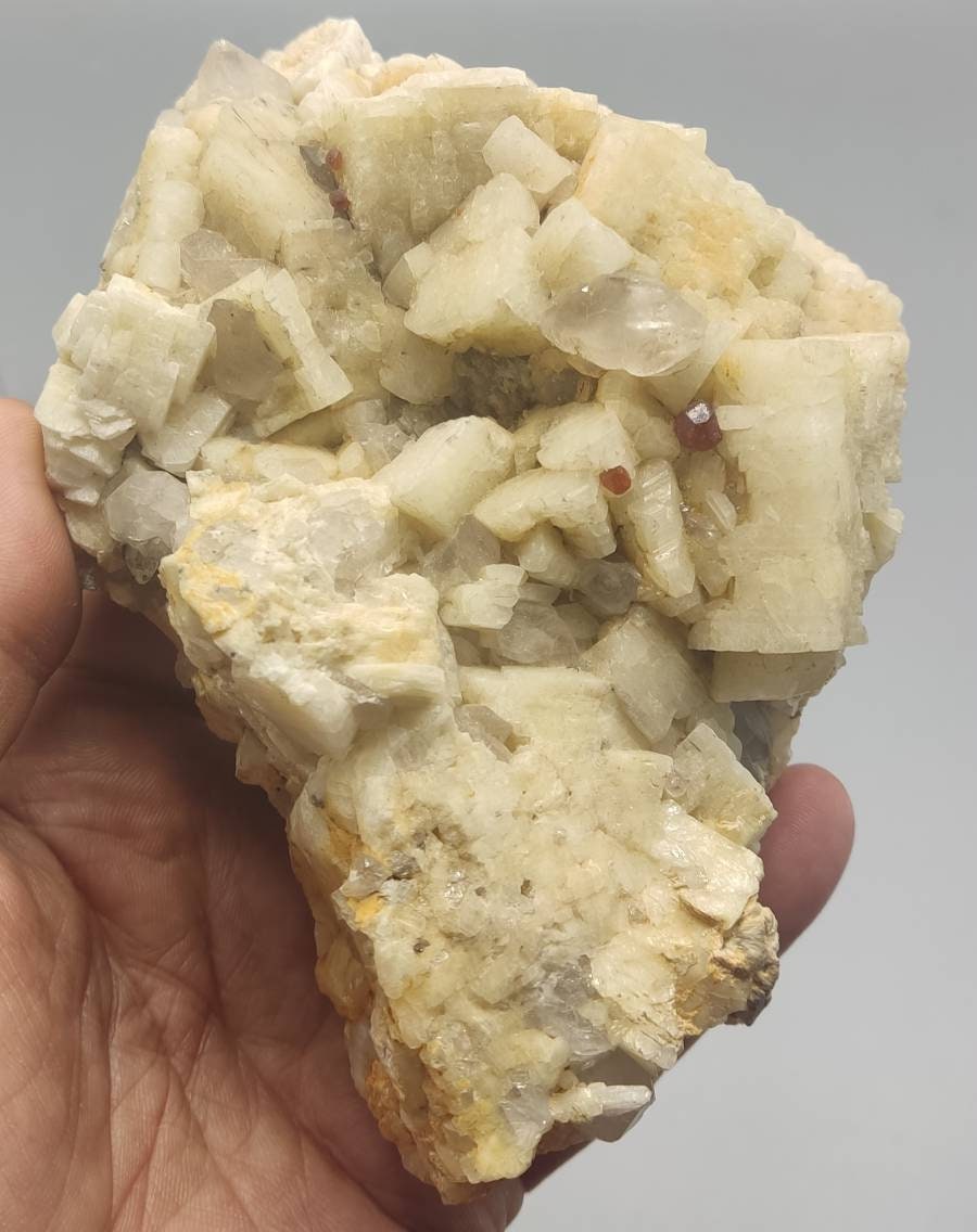 Spessartine Garnet crystals on matrix of Albite with quartz 697 grams