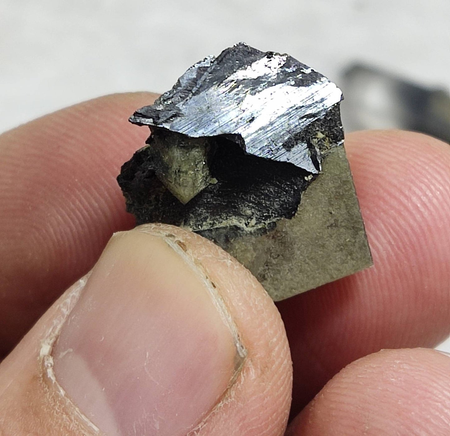 Brookite included Quartz Crystals 5 pieces