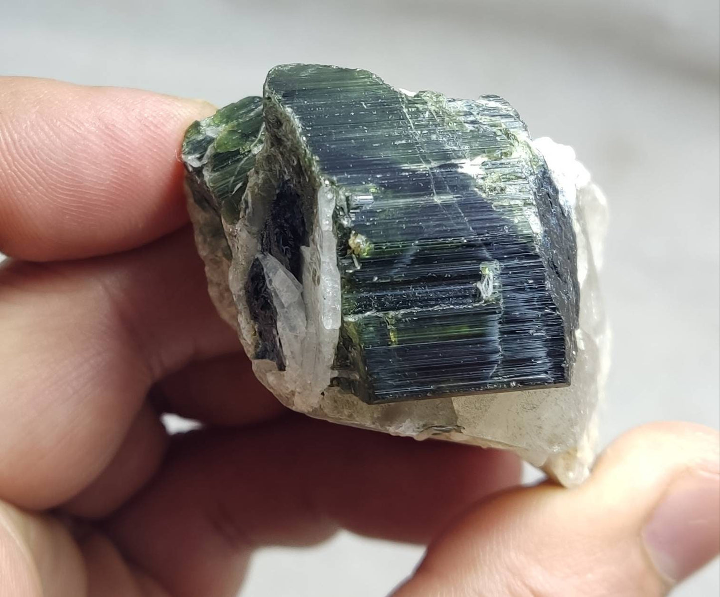 Dark green color Tourmaline crystal on quartz 88 grams