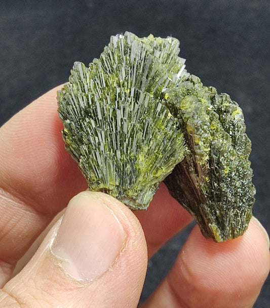 Lusterous Epidote crystals 24 grams