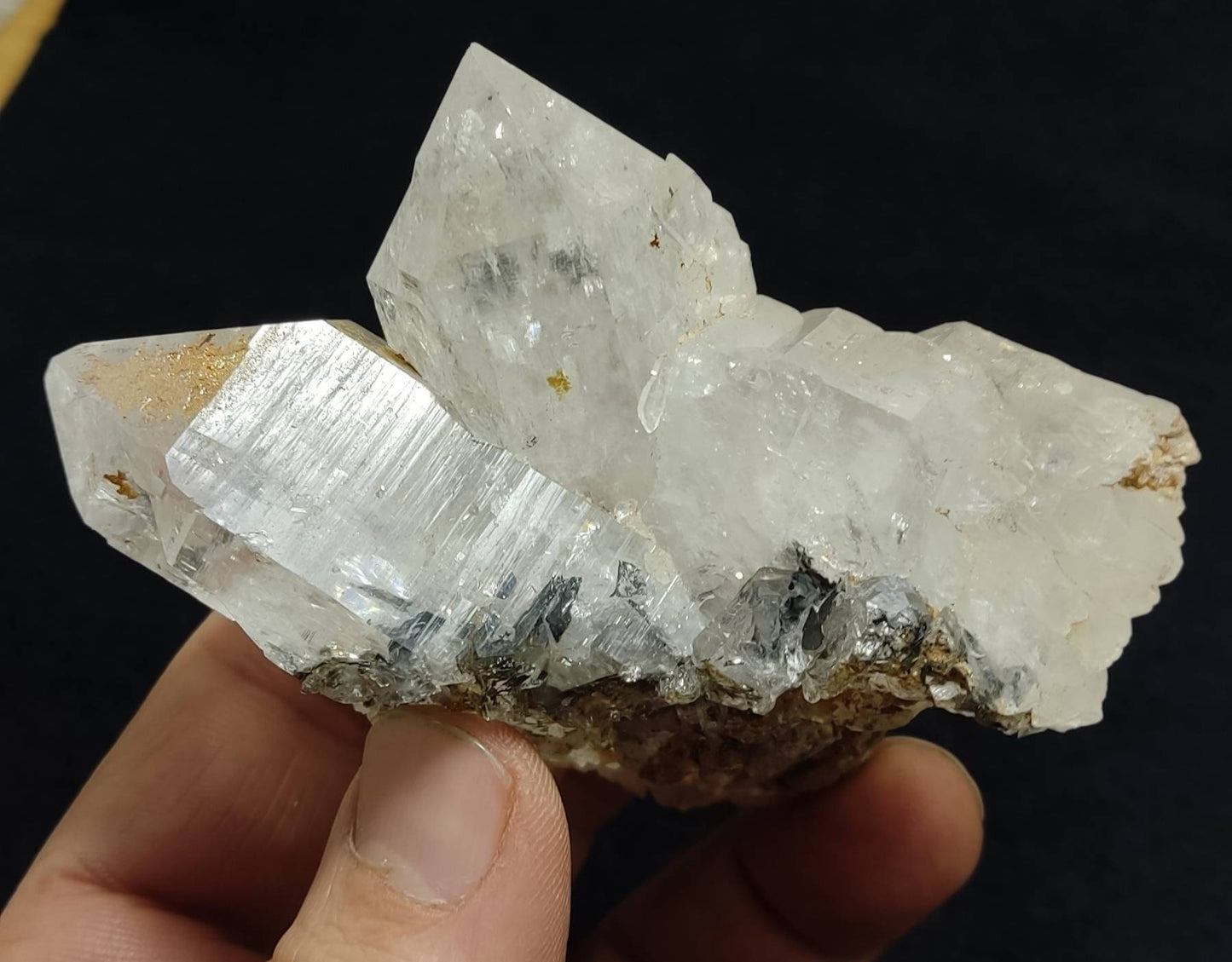 Quartz Crystals cluster 218 grams