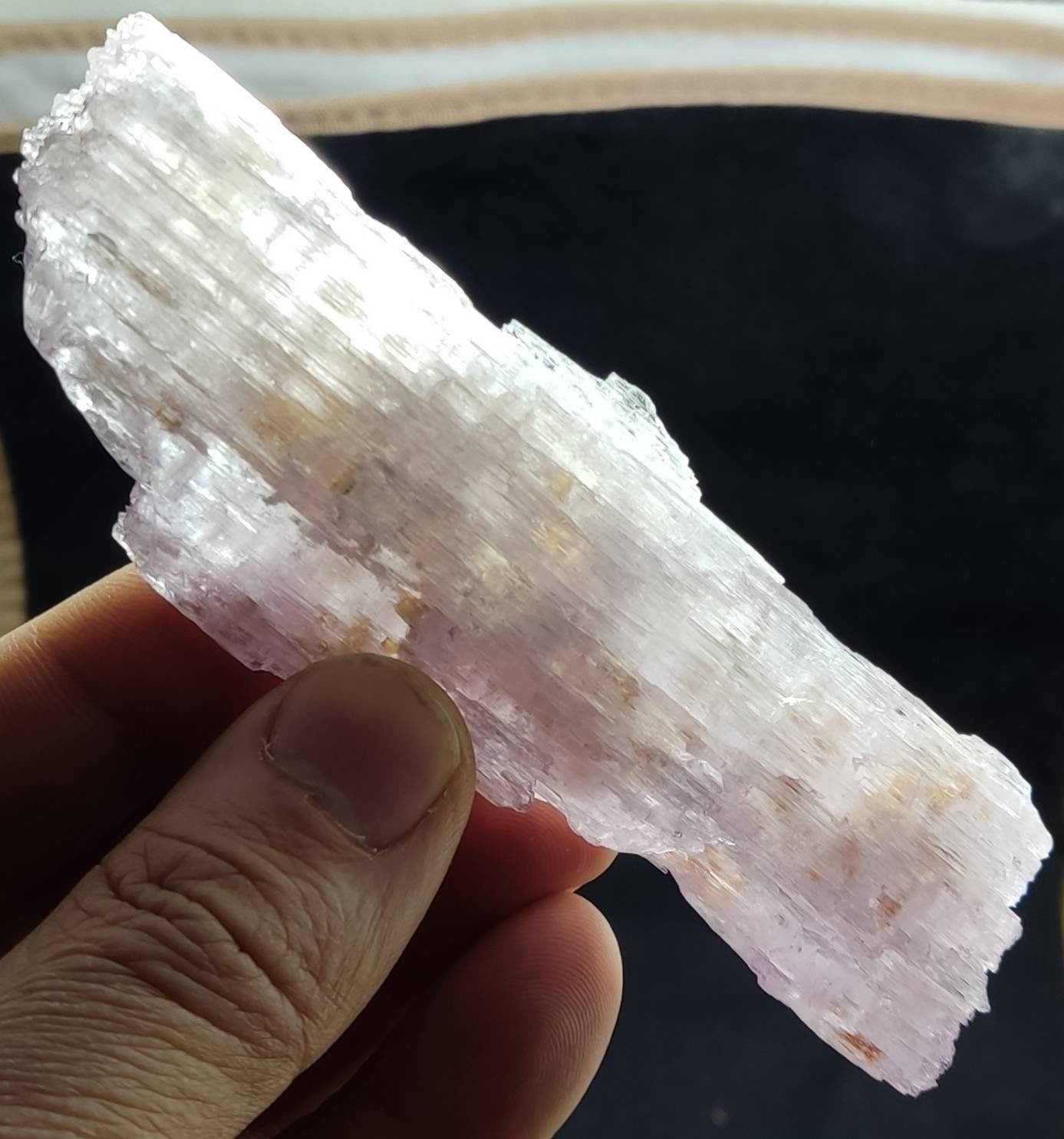 An amazing terminated purple/pinkish color crystal specimen of kunzite 103 grams