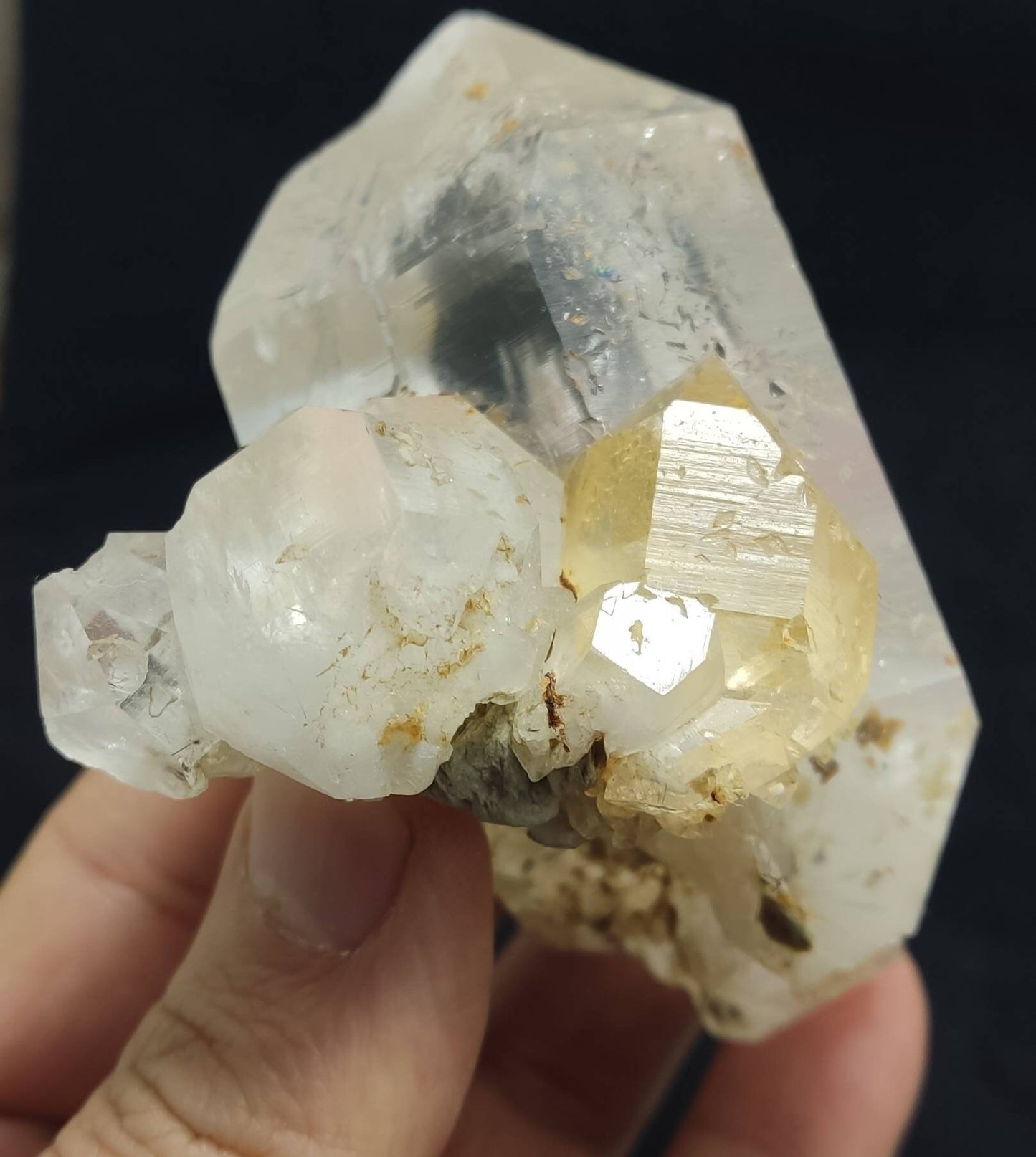 Natural Quartz Crystals cluster 280 grams