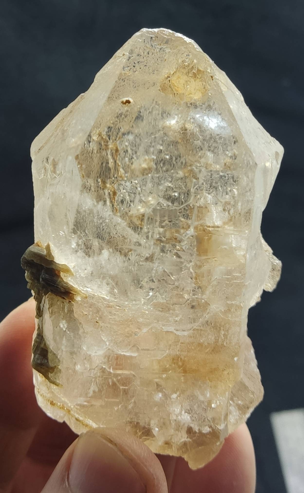 Quartz Crystal 209 grams