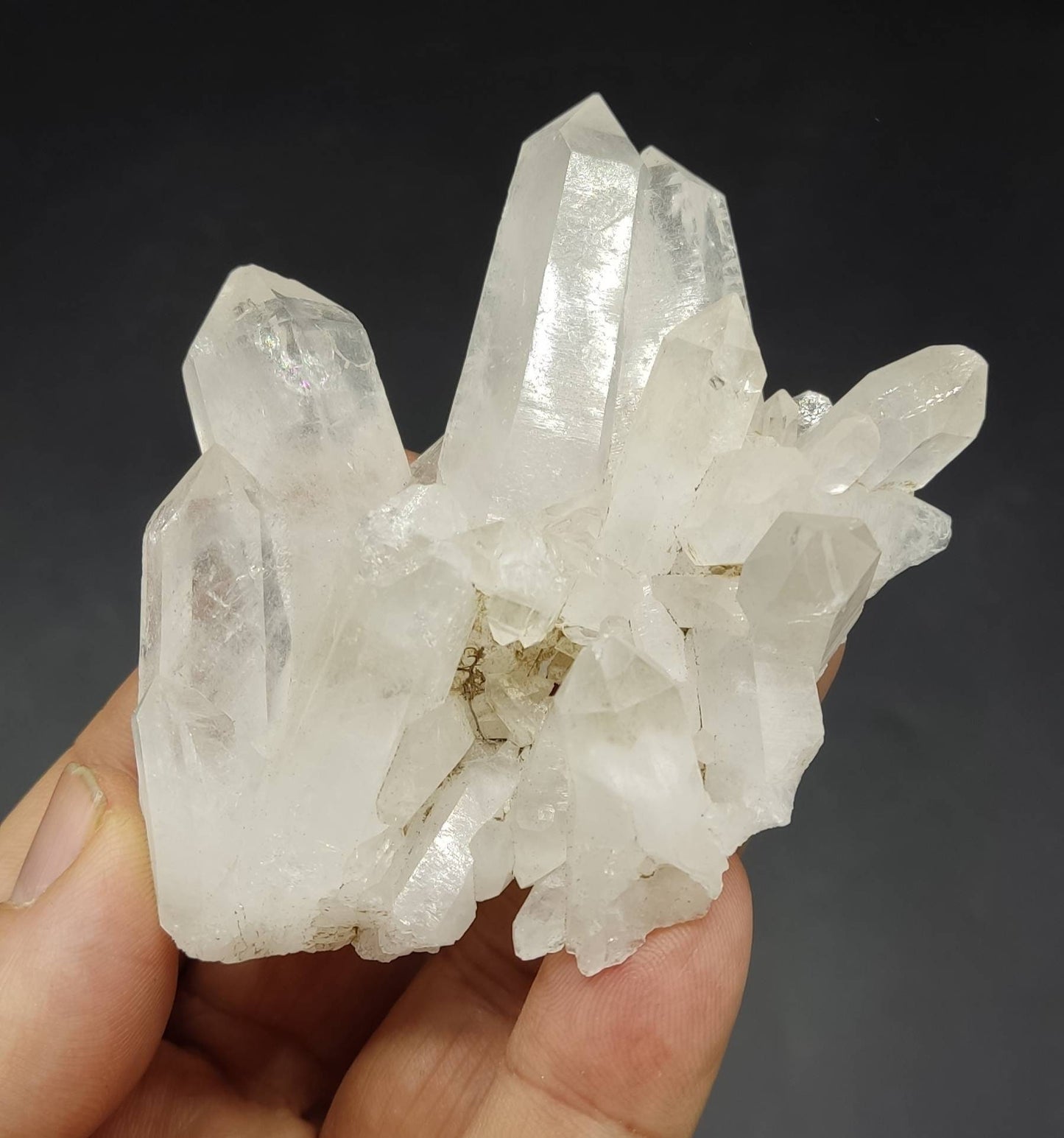 An amazing Aesthetic Natural Specimen of Terminated Quartz cluster 130 grams