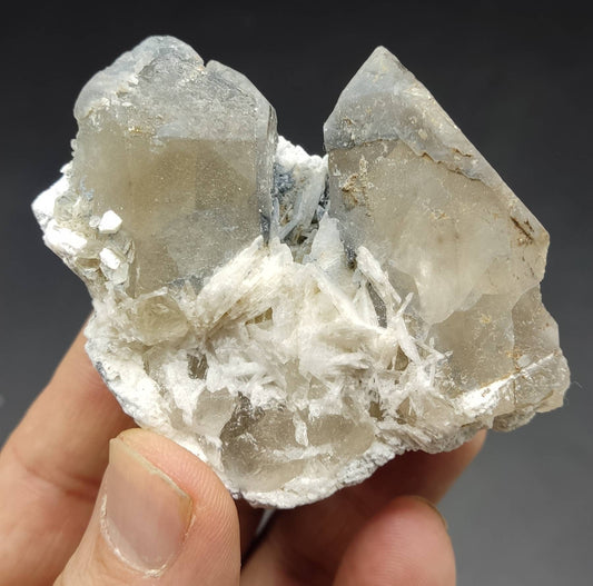 Twin smoky quartz crystals 140 grams