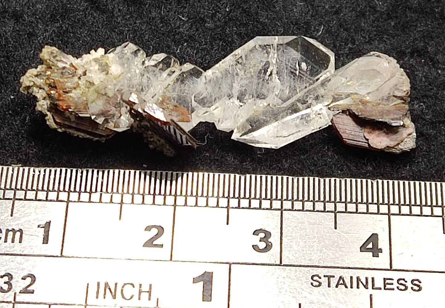 Clear quartz crystal with brookite crystals 14 carats