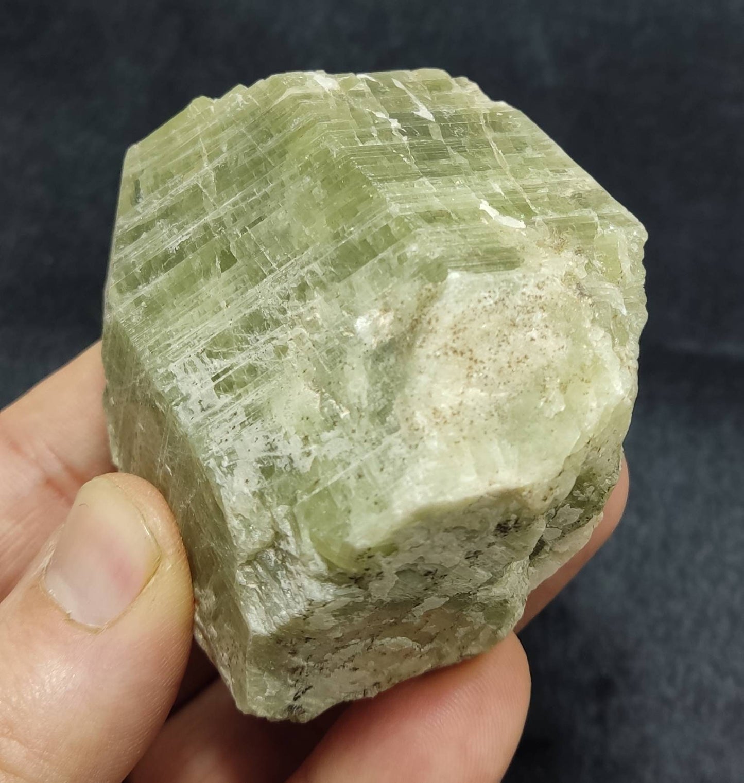 Green diopside crystal 272 grams
