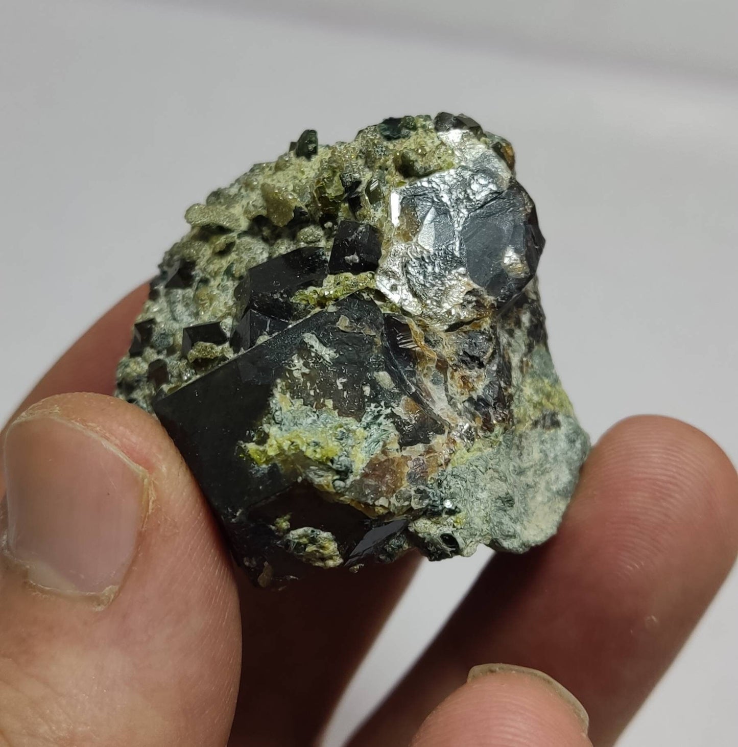 Garnet variety andradite specimen 68 grams