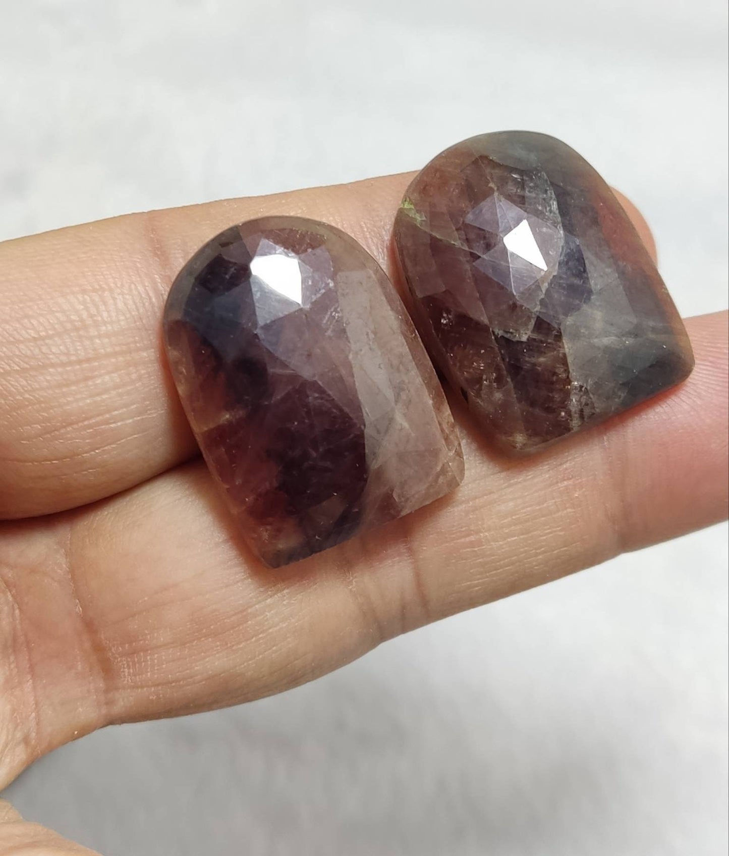 Sapphire pair rose cut 95 carats