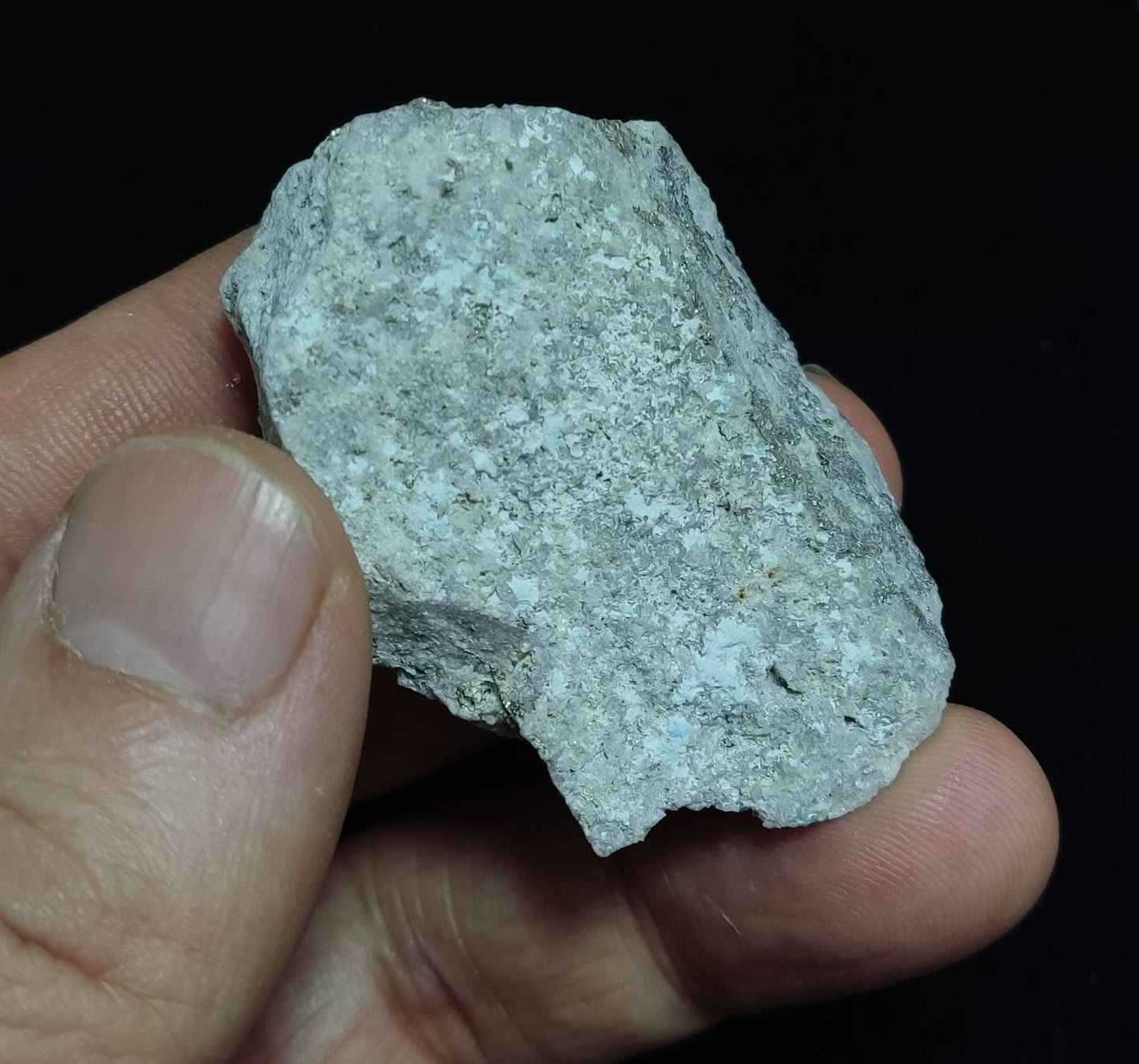 Natural rough turquoise with Pyrite 32 grams