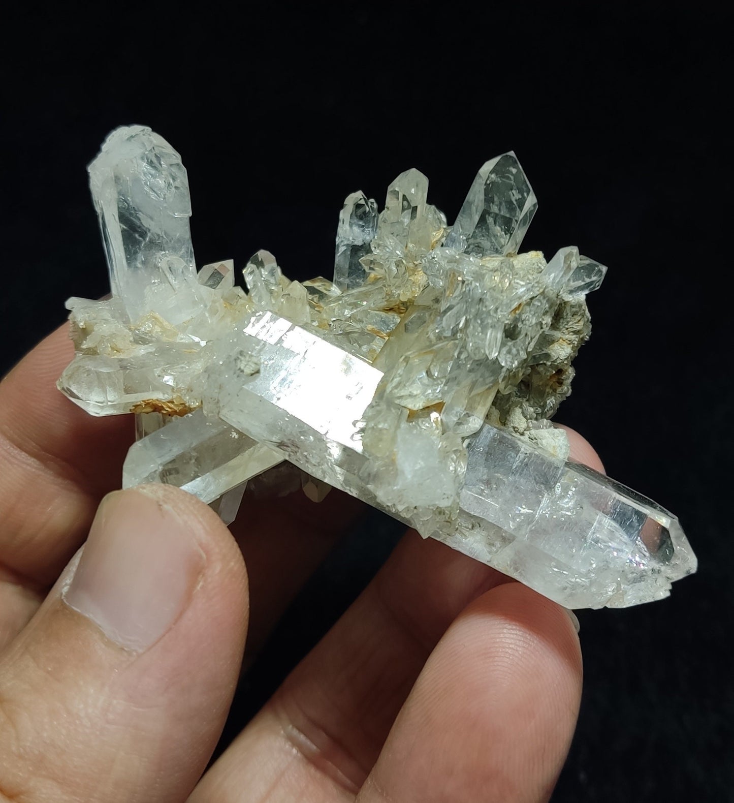 Natural terminated Chlorite Quartz cluster 66 grams