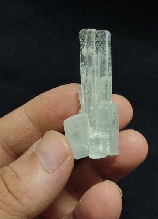 Terminated Aquamarine crystals cluster 19 grams